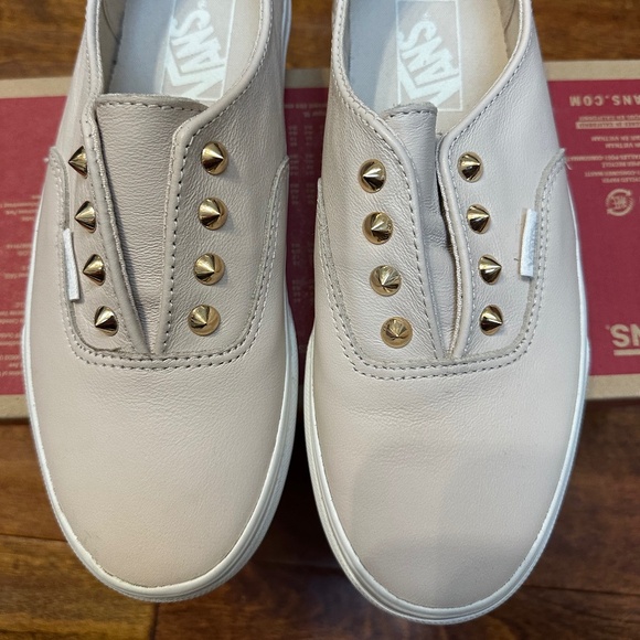 VANS Authentic Gore - Leather - Stud [NIB] - Picture 3 of 5